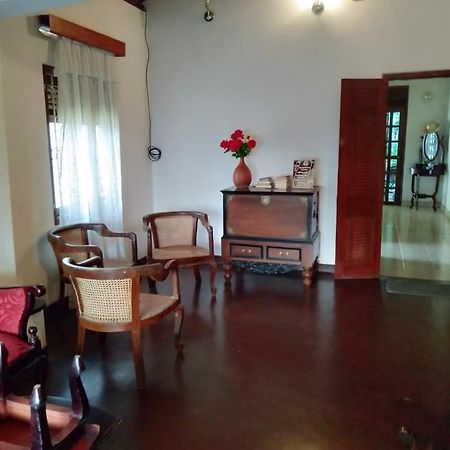 Lidwins Inn 15 Minutes To The Airport Negombo Exterior foto