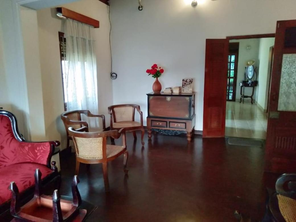 Lidwins Inn 15 Minutes To The Airport Negombo Exterior foto